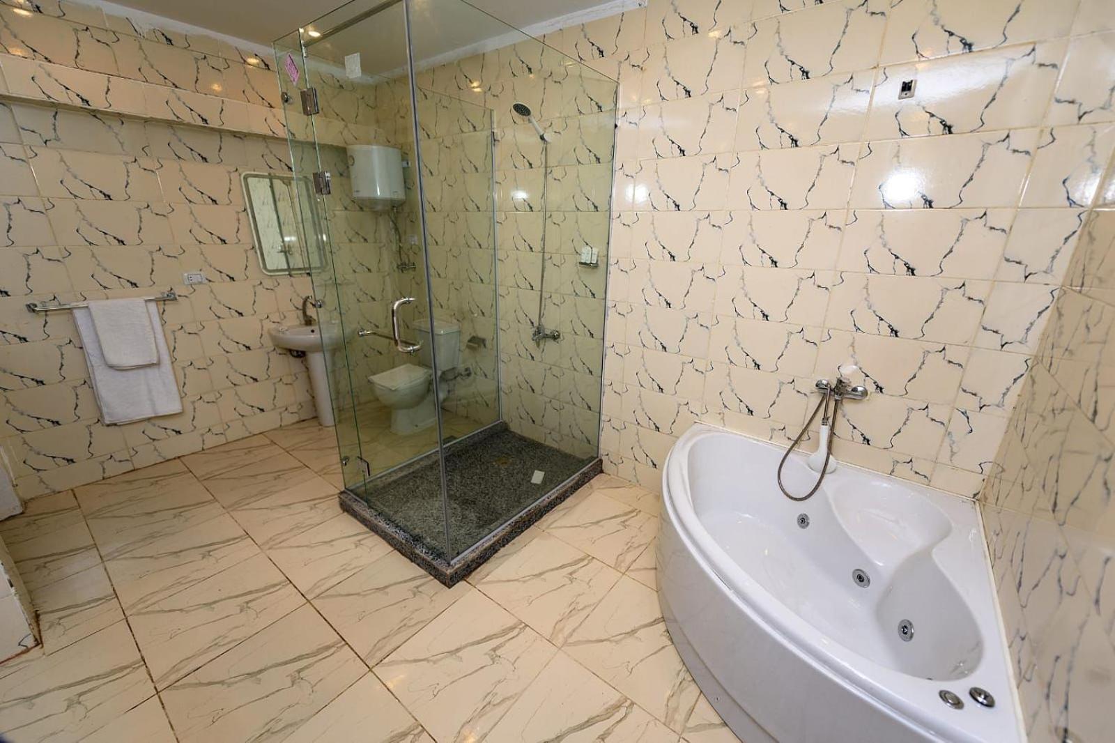 Habu Pyramids Hotel 3*